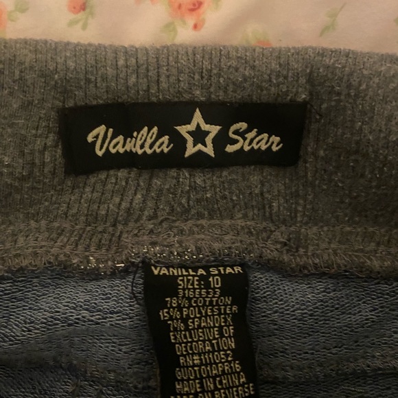 Vanilla Star Blue Jeans - Picture 5 of 5